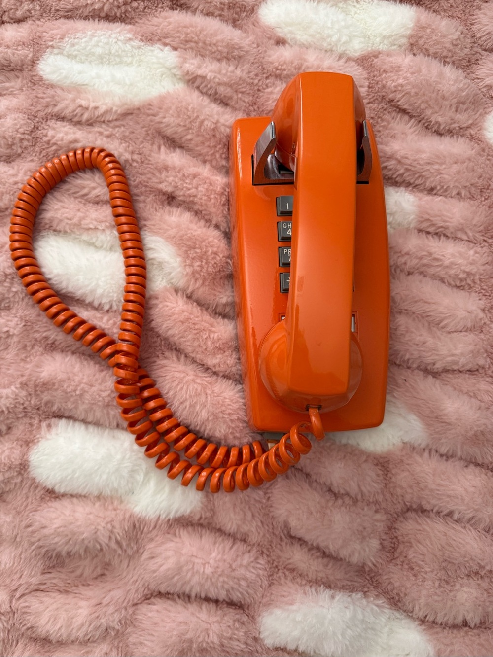 Western Electric 70’s Retro Corded Desk Phone in Bright Orange